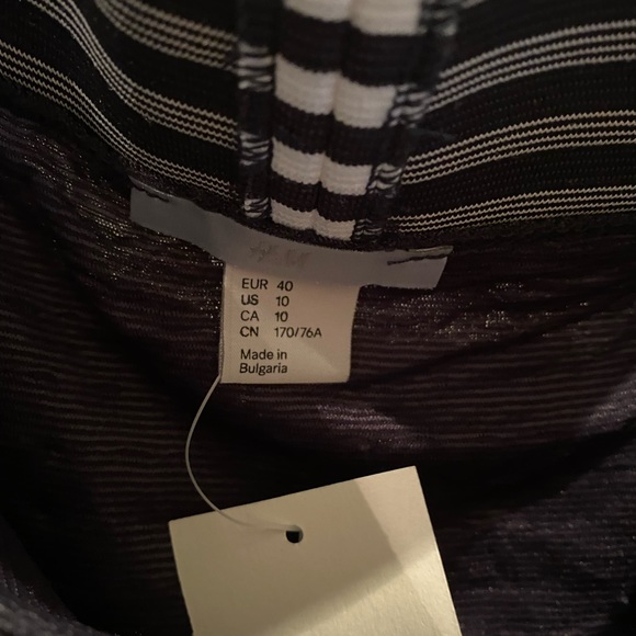 H&M Bodycon Blue/White Pencil Skirt Size 10US NWT - Picture 3 of 4